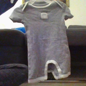 gray and white burt's bees 6-9 MO